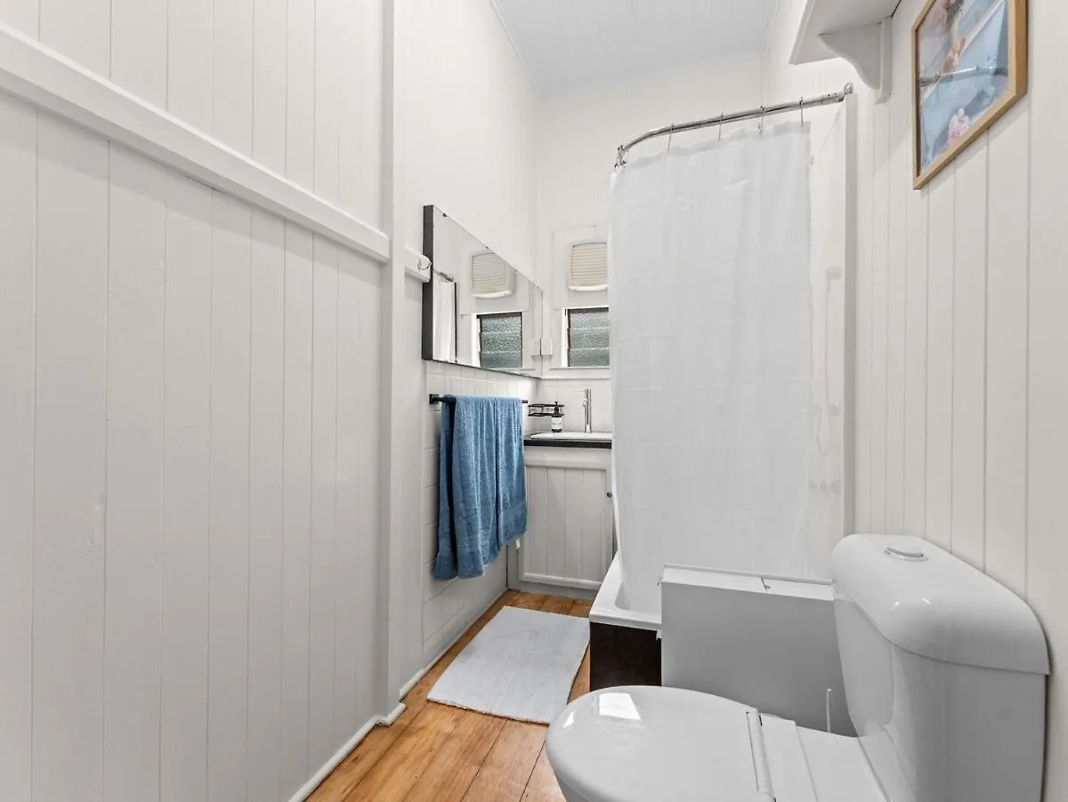 Holiday home Silkstone Cottage Bundamba Australia
