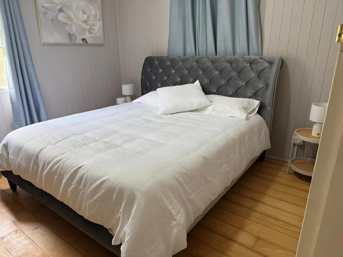 Holiday home Silkstone Cottage Bundamba